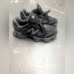 New Balance Black Athletic Shoes